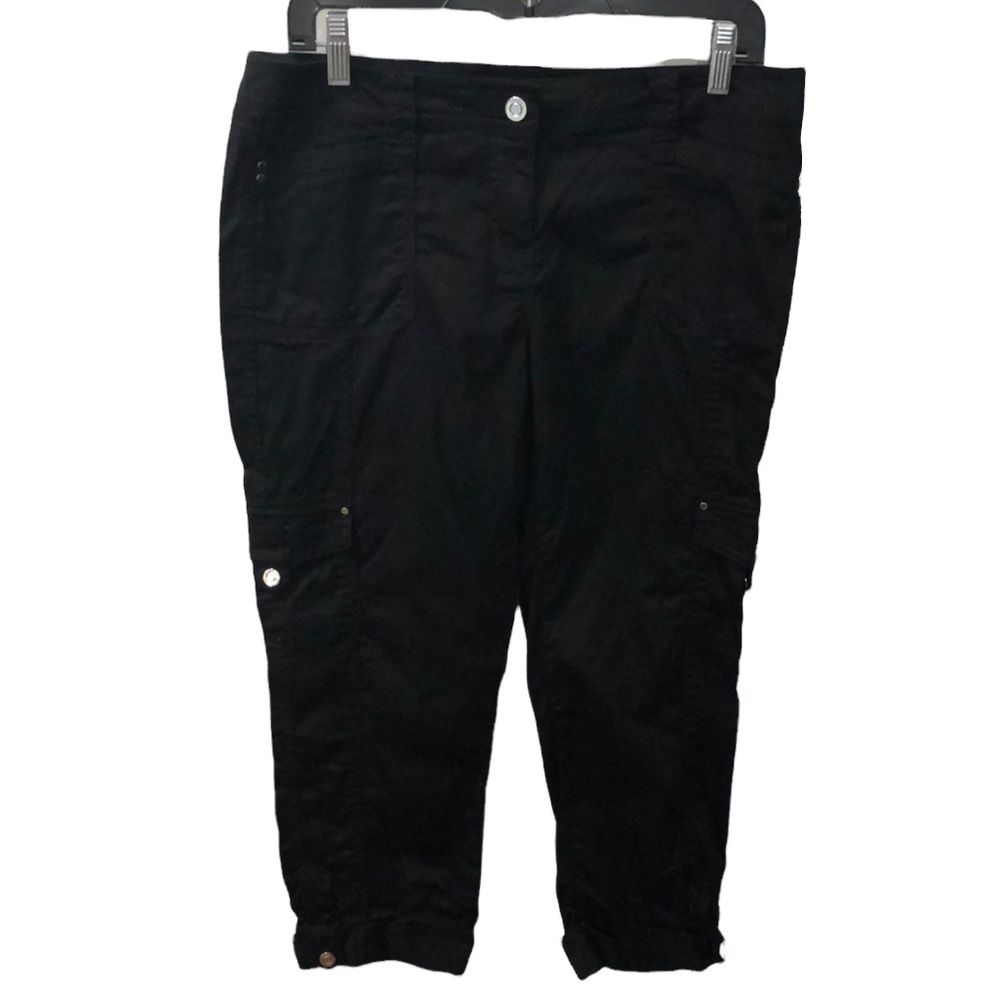 {WHBM} Black Crop Leg Pocketed Pants Size 6